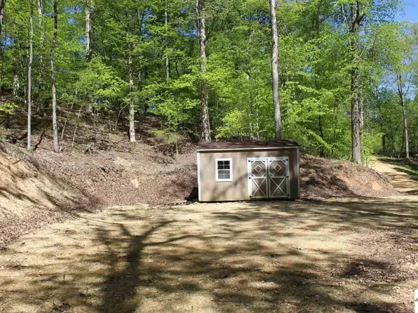 300 Hillside Trl, Eddyville, KY 42038