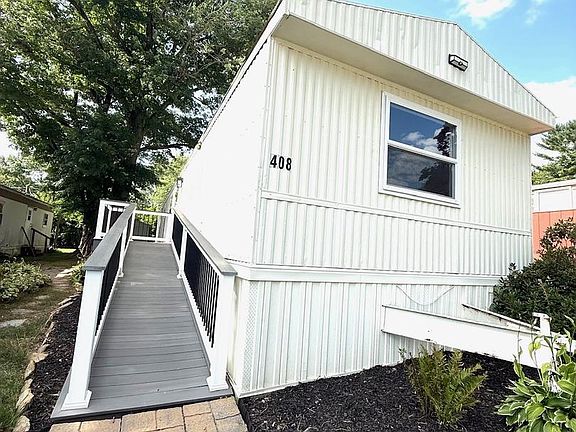 4th image of 408 Lauren Ln