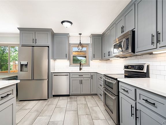 2nd image of 1109 Vestavia Cir