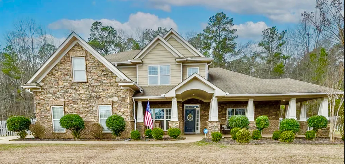Building Photo - 9461 Forest Crown Dr