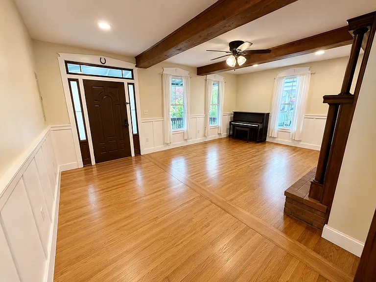 611 Randolph Ave — Photo 6