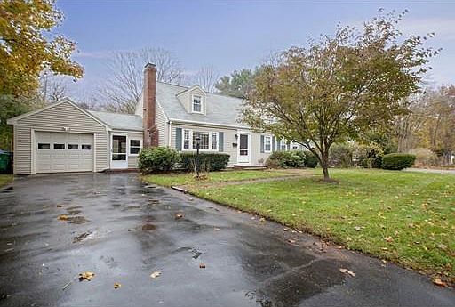 3rd image of 51 Westland Ave