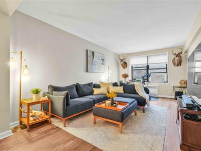 25-11 Union Street #3D, Flushing, NY, 11354
