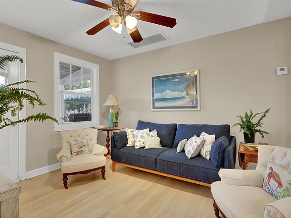 2nd image of 176 E 24th Street