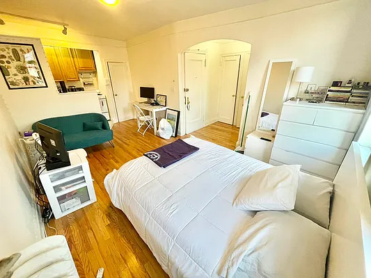 Rented by Prospect Heights Realty, Corp. | media 12