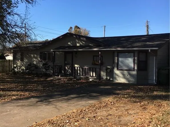 800 N 14th St, Rogers, AR 72756