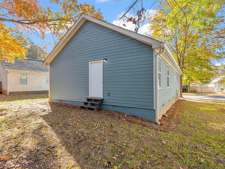1040 Thomasville Estates Way SE — Photo 38