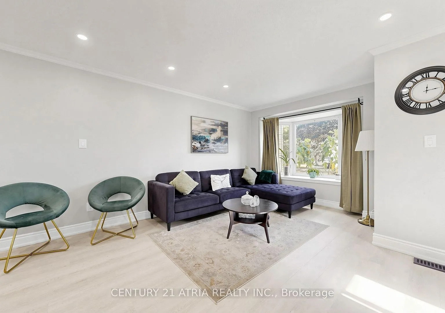 3 bed, $2,950 — Photo 3
