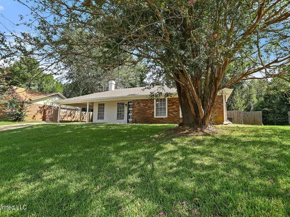 2358 Princess Pine Dr, Jackson, MS 39212