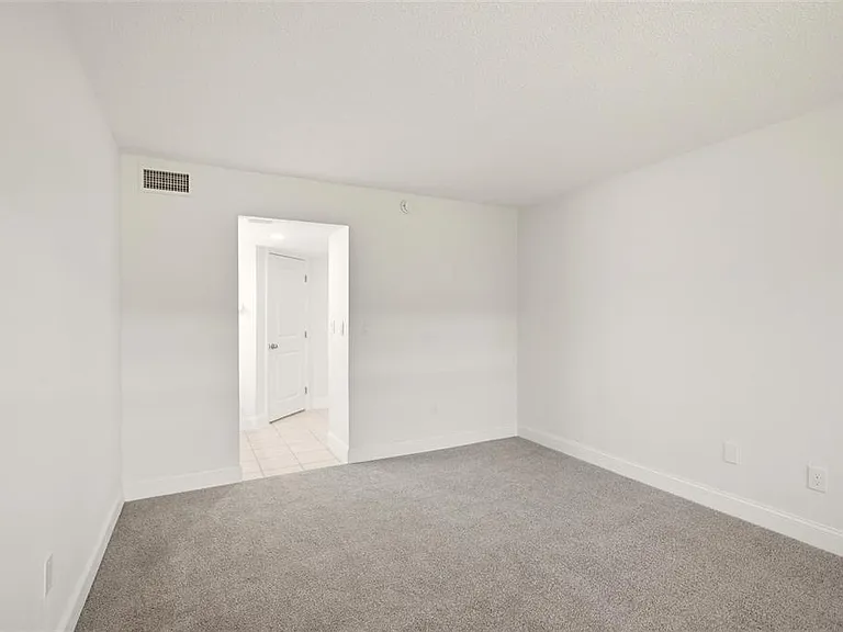 22333 Edgewater Dr #C2 — Photo 16
