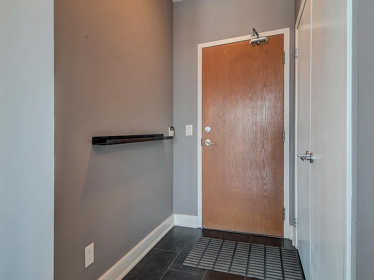 219 Fort York Blvd #LPH3702 — Photo 5