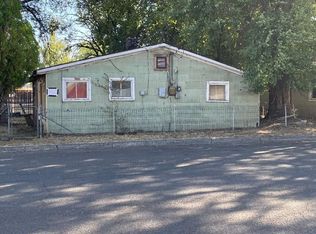 209 W 2nd St, Alturas, CA 96101