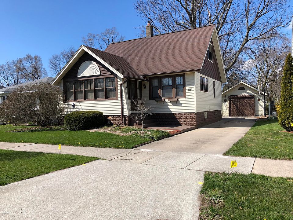 1st image of 315 W 21st St