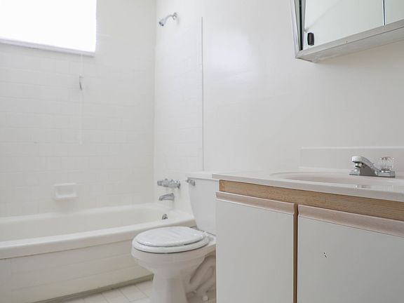 2nd image of 6106 Northwood Dr #6132A