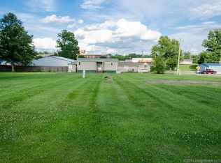 1108 N Renee Ct, Pekin, IN 47165