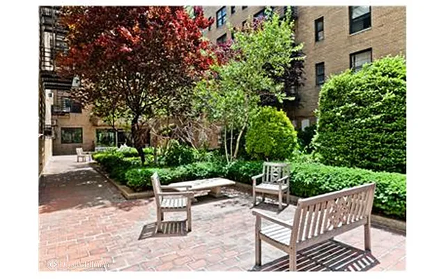 Sold by Douglas Elliman | media 8