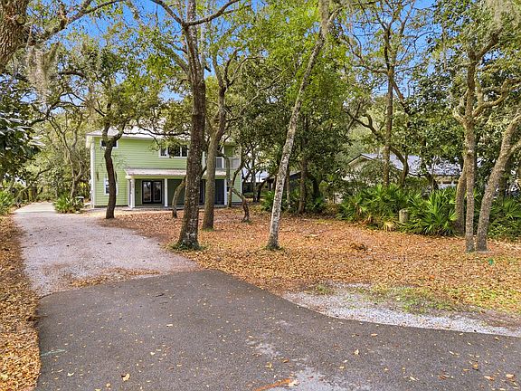 2nd image of 128 Bay Magnolia Ln