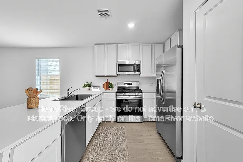 3 bed, 2.0 bath, 1418 sqft, $1,875 — Photo 3