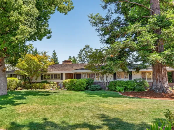 1525 Elsdon Cir, Carmichael, CA 95608
