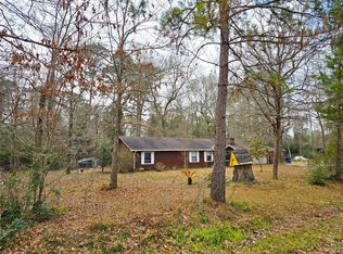 271 Oakwood Ln, Goodrich, TX 77335