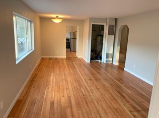 101-103 Burnett Ave S, Renton, WA 98057
