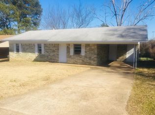 404 Wilson St, Morrilton, AR 72110