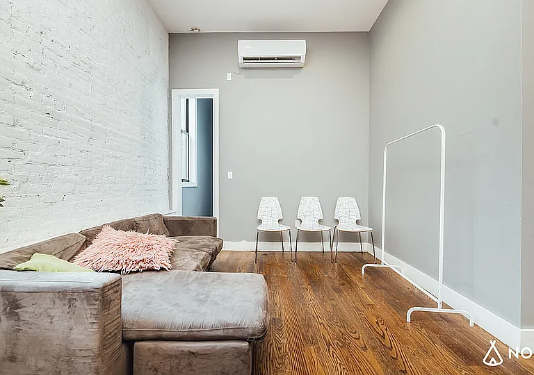 6015 Myrtle Ave #B — Photo 12