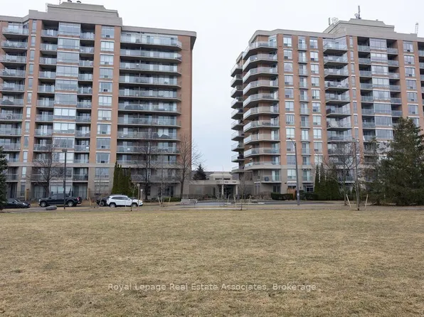 1150 Parkwest Pl #104, Mississauga, ON L5E 3K4