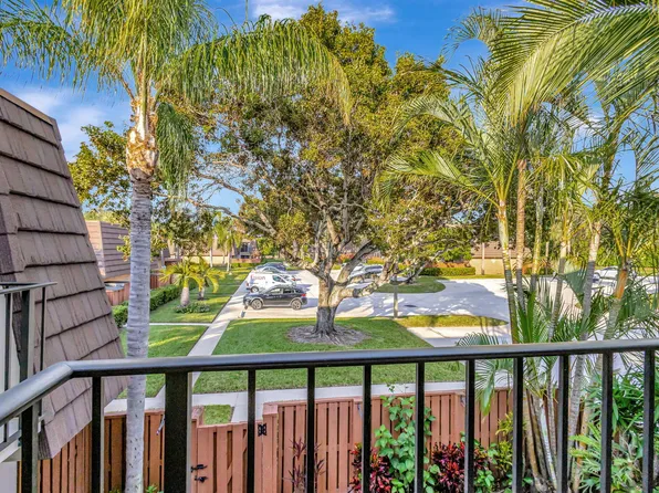 1202 12th Court, Jupiter, FL 33477