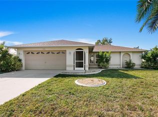 410 SE 21st St, Cape Coral, FL 33990