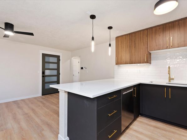 2005 N 8th St APT 1