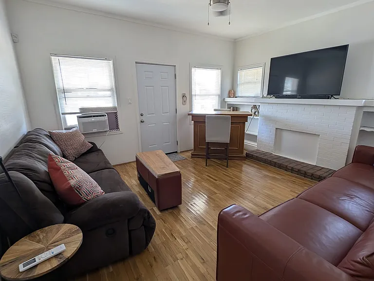 527 E Speedway Blvd — Photo 5