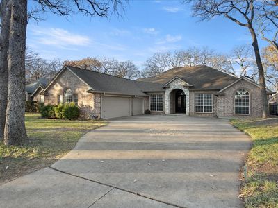1409 Spinnaker Ln, Azle, TX, 76020