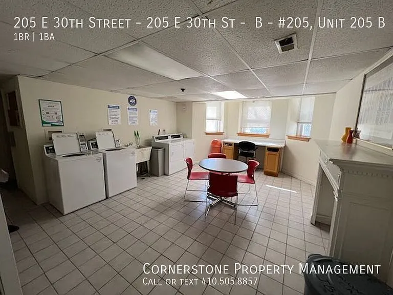 205 E 30th St #B — Photo 11