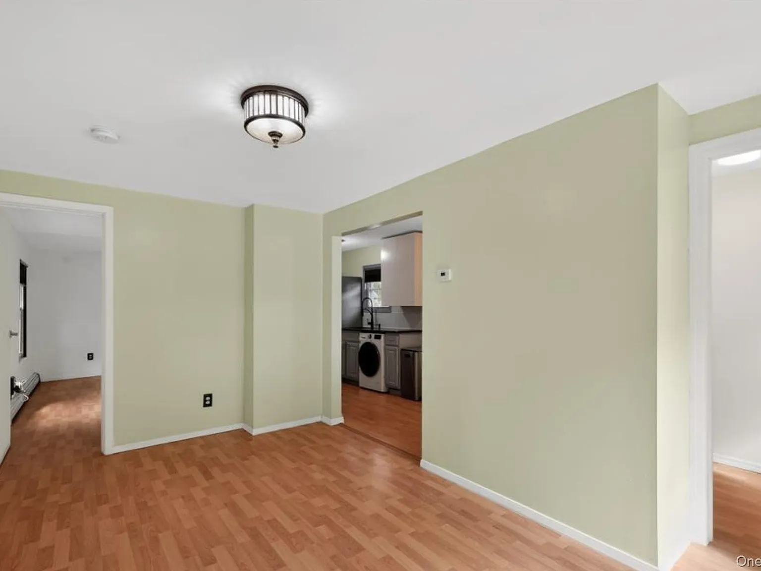 1 bed, 1.0 bath, 496 sqft, $3,200 — Photo 4