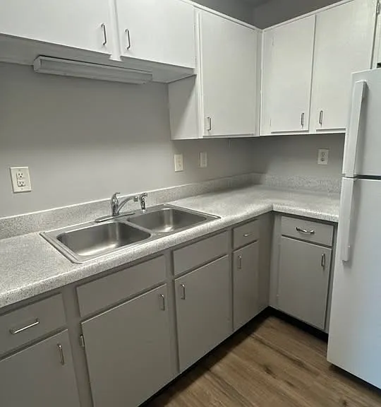 4105 Blue Lick Ct #4 — Photo 2