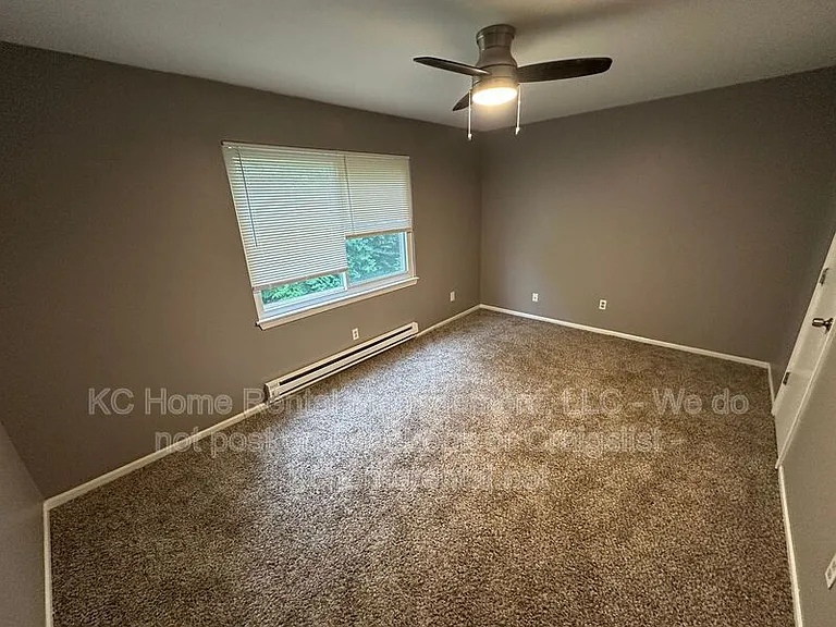 551 N Somerset Ter #A — Photo 16