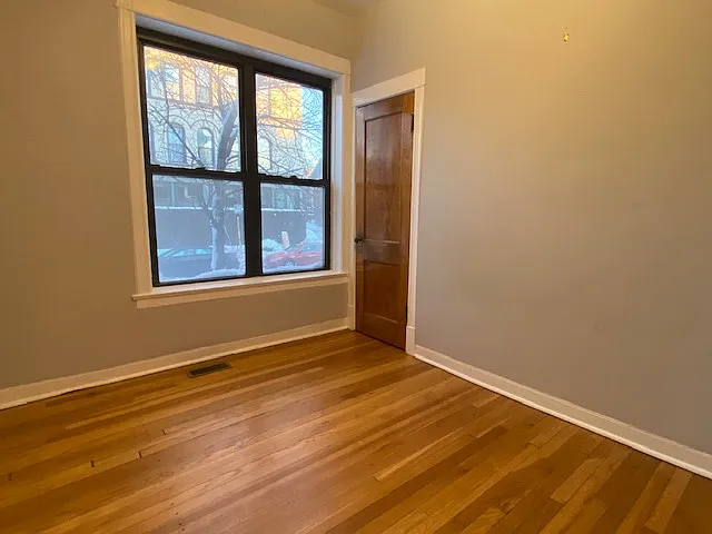 2104 N Seminary Ave #2 — Photo 10