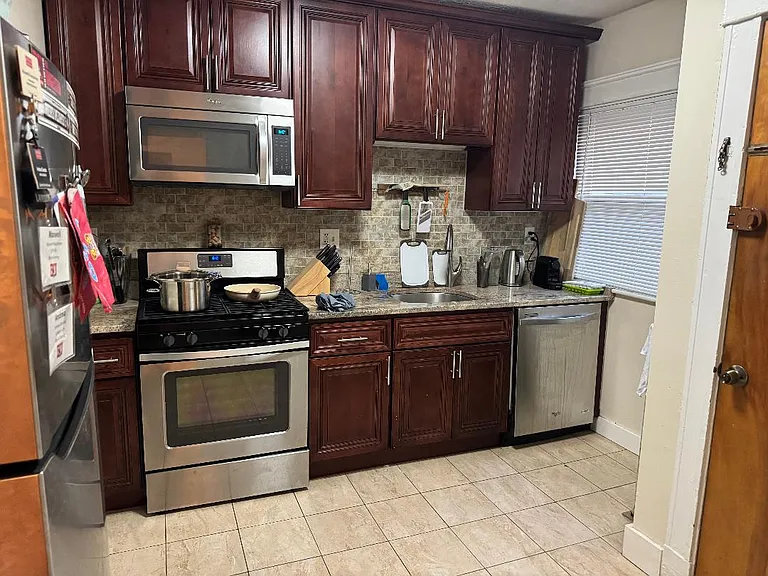 1500 Commonwealth Ave #2 — Photo 5