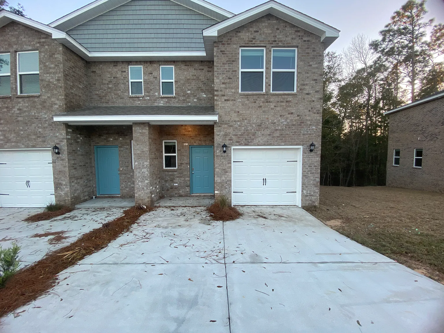 Available Now! 3 Bed/2.5 Bath Townhome In Spanish Fort! — Photo 1