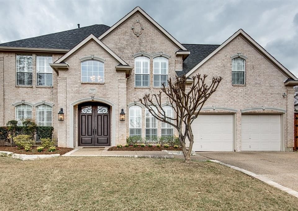 1st image of 957 Fountain Dr