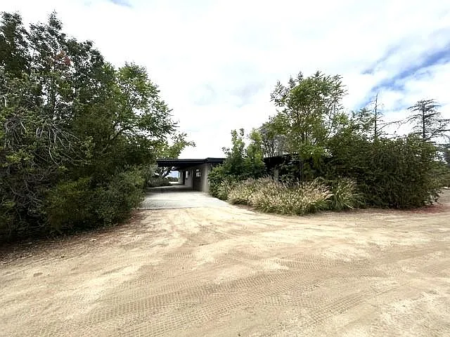 28280 Rawlings Rd — Photo 3