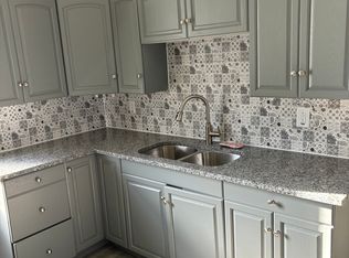 303 W North St, Windfall, IN 46076