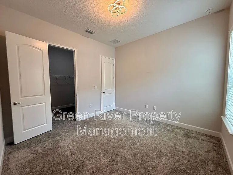 1818 Sandy Creek Pkwy — Photo 26