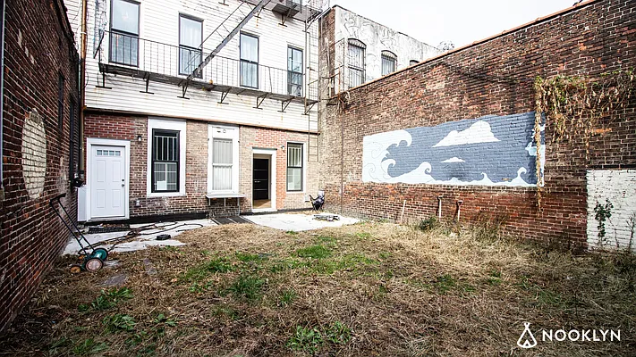 Rented by Nooklyn NYC LLC | media 40