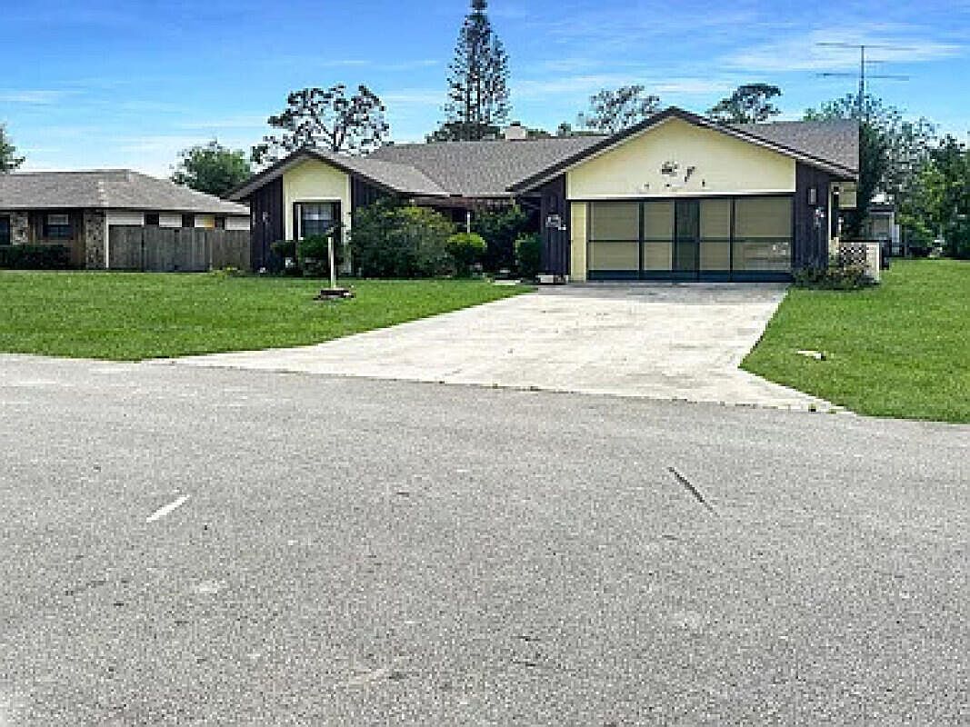 5310 E Echo Pines Circle