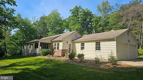 9126 Old Courthouse Rd Photo 1