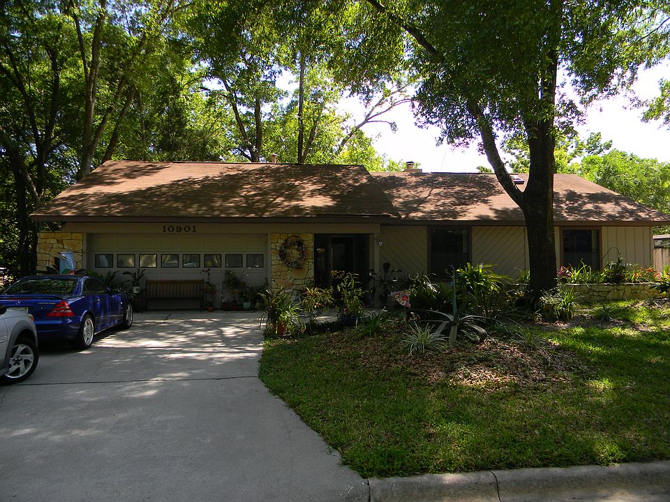 1st image of 10901 NW 36th Pl