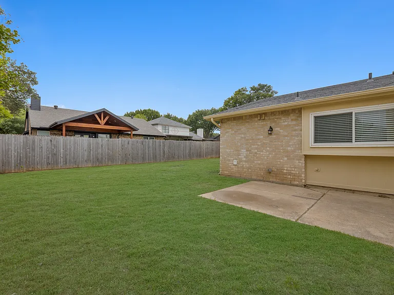 2905 Joymeadow Dr — Photo 32