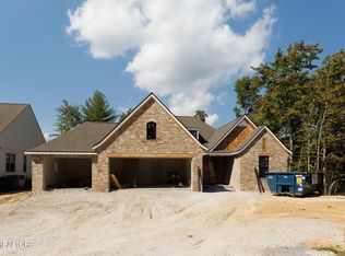 103 Laurelwood Dr, Crossville, TN 38558